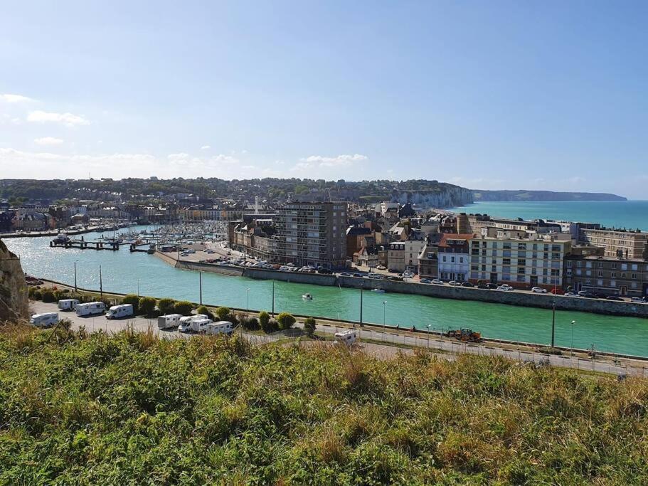 Le Dieppois Dieppe Bagian luar foto